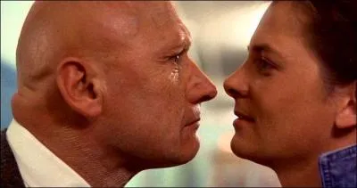 Mr Strickland apparait dans :