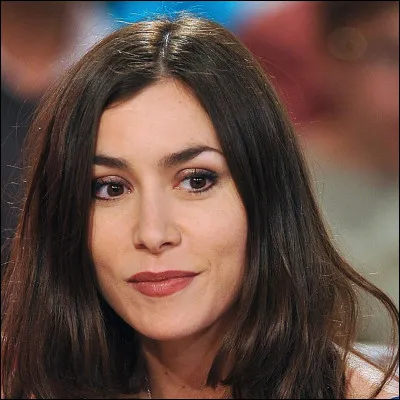 Cette chanteuse française, qui a connu un grand succès avec son deuxième album, "La Femme chocolat" en 2005, se prénomme ...