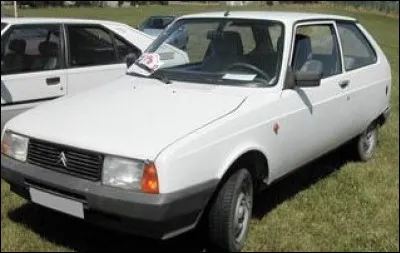 Cette Citroën low-cost de 1985 n'a pas trouvé son public car elle était trop proche d'un modèle 5 portes existant. Quel est cette auto venue de l'Est ?