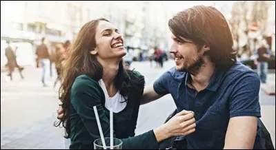 Est-ce qu'il te taquine ?