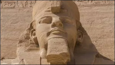 Selon la légende, combien de femmes Ramsès II a-t-il eu ?