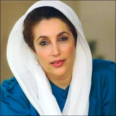 Quelle est la premi&egrave;re femme &agrave; avoir &eacute;t&eacute; &eacute;lue &agrave; la t&ecirc;te d'un &Eacute;tat musulman ?