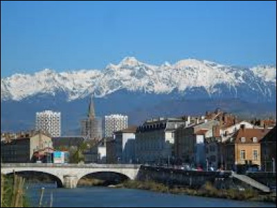Dans quel département se situe la ville de Grenoble ?