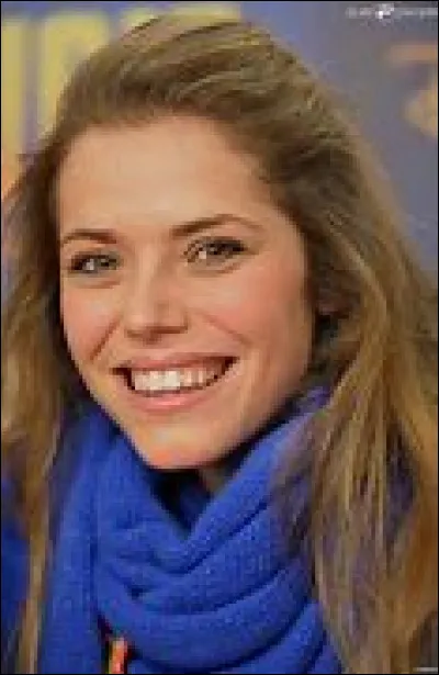 Son nom est Daumas, quel est le prénom de cette chanteuse ?