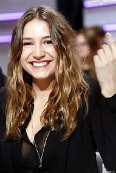 Son nom est Higelin, quel est le prénom de cette chanteuse ?