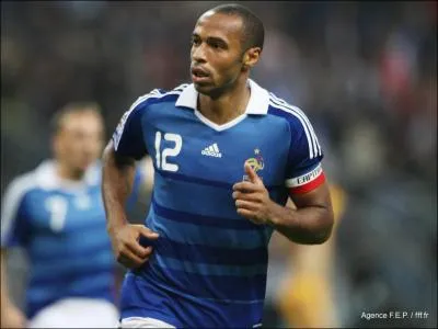 Quel est le nombre de buts inscrit par thierry henry en quipe de France ?