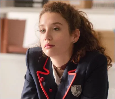 Quelle est l'arme du crime de Marina ?