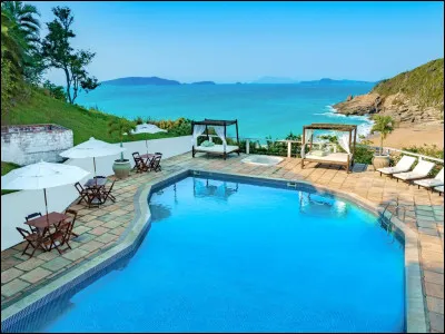 Combien d'habitants vivent à Pau ?