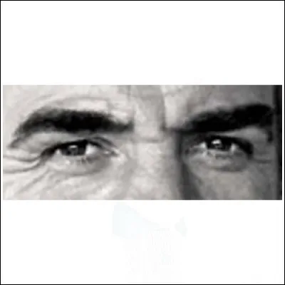 Il est né à Édimbourg.