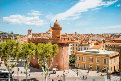 Combien d'habitants vivent à Perpignan en 2020 ?