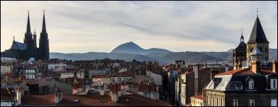 Quelle est la superficie de Clermont-Ferrand ?