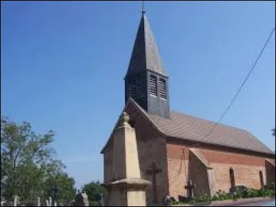 Nous terminons notre balade devant l'église de Villegaudin. Village en Bresse bourguignonne, il se situe dans le département ...