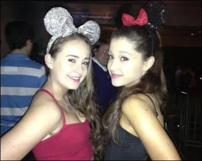 Comment s'appelle sa soeur ?