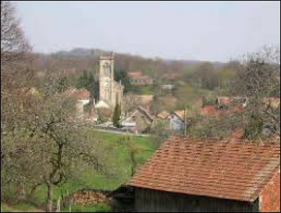 Notre balade commence en Bourgogne-Franche-Comté à Auxelles-Bas. Village du parc naturel régional des Ballons des Vosges, il se situe dans le département ...