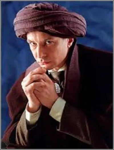 À quelle maison appartient Quirinus Quirrell ?