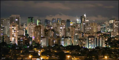 Quelle est son altitude par rapport à la mer ?