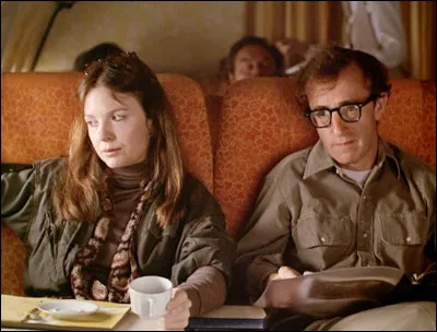 Dans quel film réalisé par Woody Allen lui-même peut-on le voir avec l'actrice Diane Keaton ?
