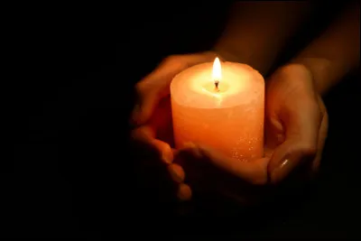 Comment dit-on le mot "bougie" en anglais ?