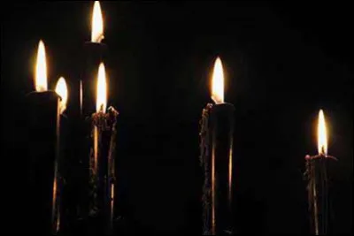 Quel poète français du XIXe est l'auteur de ces vers, issus d'un poème intitulé "Danse Macabre" : 
"Au chant des violons, aux flammes des bougies,
Espères-tu chasser ton cauchemar moqueur,
Et viens-tu demander au torrent des orgies
De rafraîchir l'enfer allumé dans ton coeur ?" ?