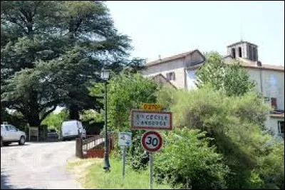 Commune occitane de l'agglomération d'Alès, Sainte-Cécile-d'Andorge se situe dans le département ...