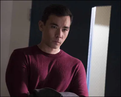 Quel est le personnage joué par Conrad Ricamora ?