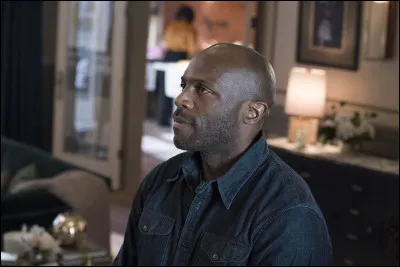 Quel est le personnage joué par Billy Brown ?
