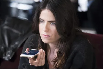 Quel est le personnage joué par Karla Souza ?