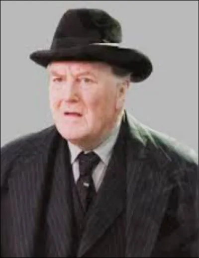 Quel est le deuxième prénom de Cornelius Fudge ?