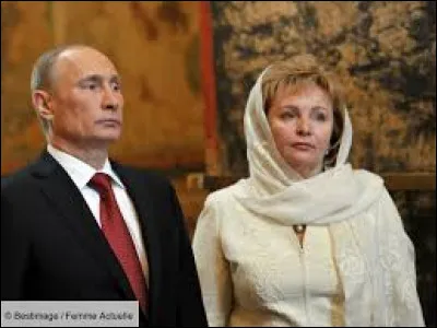 Lioudmila Poutina est l'ex-femme de notre ami Poutine.