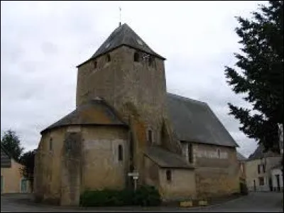 Voici l'&eacute;glise Saint-Jean-Baptiste de Courtillers. Commune des Pays-de-la-Loire, dans l'arrondissement de La Fl&egrave;che, elle se trouve dans le d&eacute;partement ...