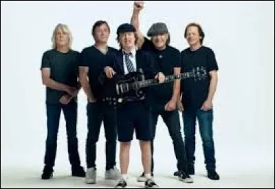 Laquelle de ces chansons ne fait partie du répertoire du groupe AC/DC ?