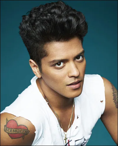 Quelle est l'identité de Bruno Mars ?