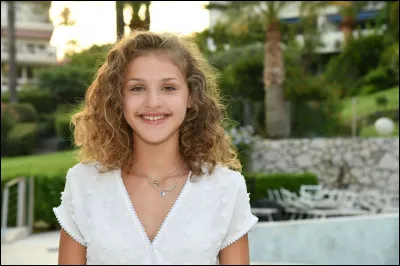 De qui Lou est-elle amoureuse ?