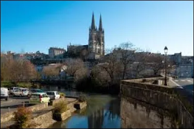 Dans quel département se situe la ville de Niort ?