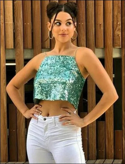 De tous ces titres de chansons, lequel fait partie de la plus célèbre chanson de Kira ?