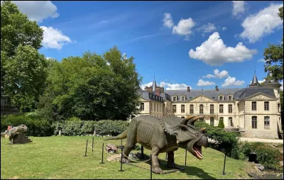 Comment s'appelle ce dinosaure ?