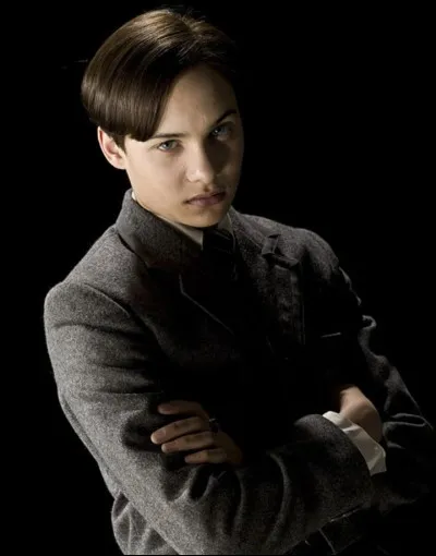 Quel est le vrai nom de Voldemort ?
