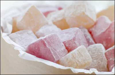 En français, le mot loukoum est attesté depuis...