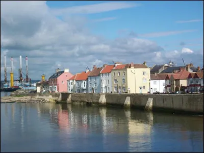 Ville de 90 000 habitants du Nord-est de l'Angleterre, situ&eacute;e sur la c&ocirc;te de la mer du Nord :