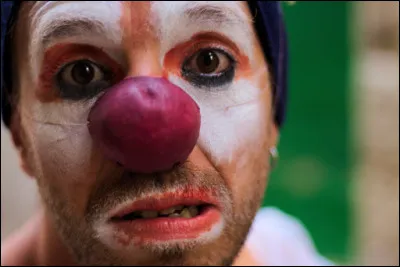 Autrefois clown célèbre, Calvero est à présent vieux et alcoolique !