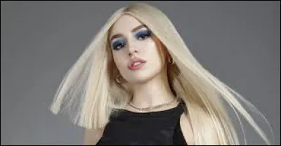 Quelle est sa nationalit&eacute; ?