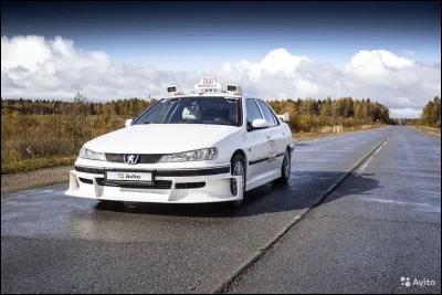 Dans les ''Taxi'', quelle phrase est très souvent dite par le commissaire Gilbert ?