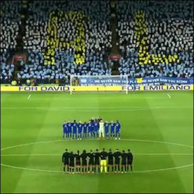 "La minute de silence " est une chanson interprétée par ....
