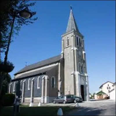 Voici l'église Saint-Pierre de Buros. Autre commune de Nouvelle-Aquitaine, celle-ci dans l'aire urbaine Paloise, elle se situe dans le département ...