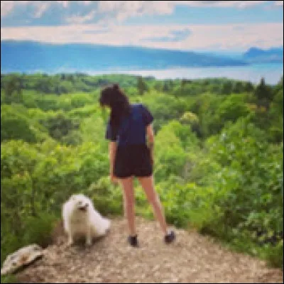 Comment s'appelle sa deuxième chaîne ?