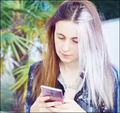 Sur les "Sims 4", comment s'appelle le chien de Frite ?