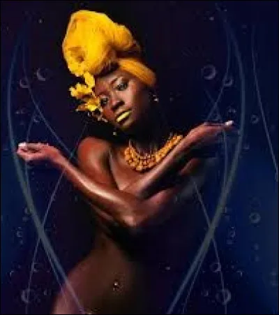 Déesse africaine évoquant l'amour, l'abondance, la fertilité. Qui est-elle ?