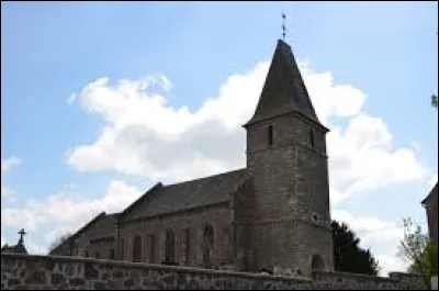 Nous sommes en Normandie devant l'église Notre-Dame de Beaulieu. Ancienne commune dans le Bocage virois, elle se situe dans le département ...