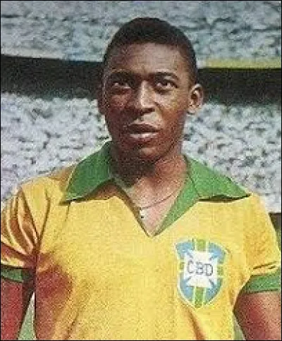 Quel produit Pelé approuve-t-il avant le match entre le Mexique et le Portugal à Springfield ?