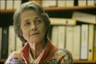Quel est le personnage joué par Charlotte Rampling ?